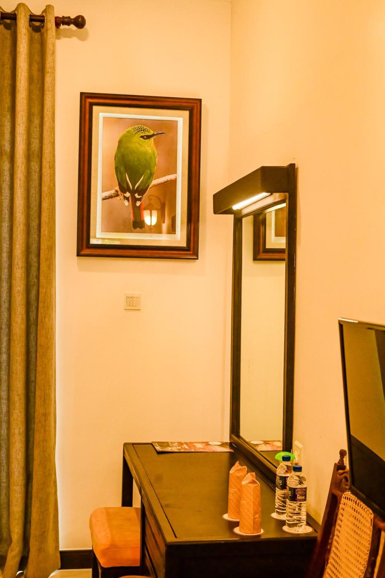 Agbo Hotel โปลอนนารูวา ภายนอก รูปภาพ