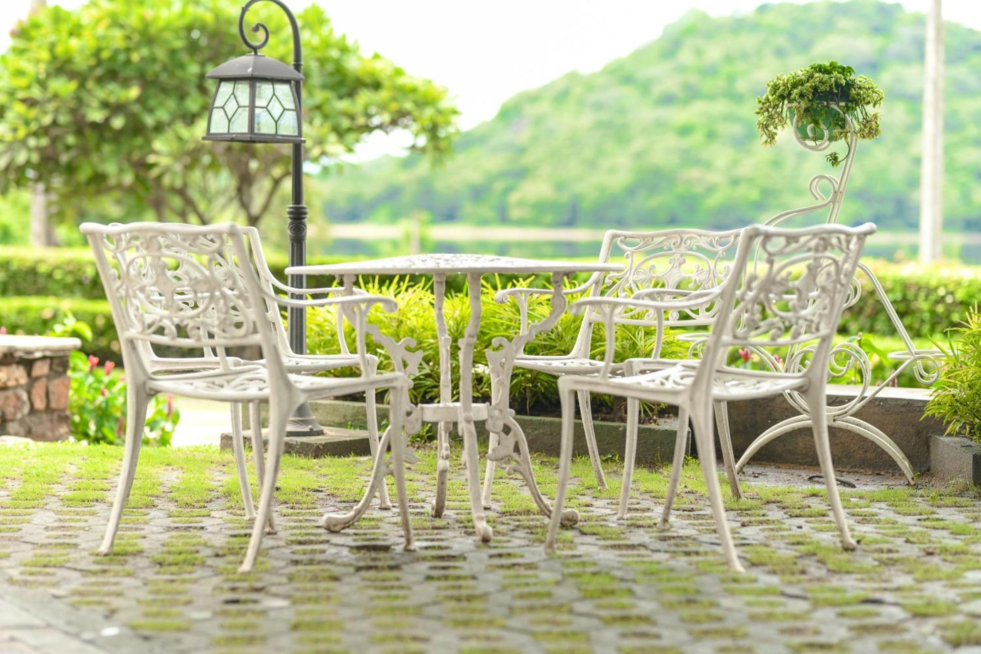 Agbo Hotel โปลอนนารูวา ภายนอก รูปภาพ