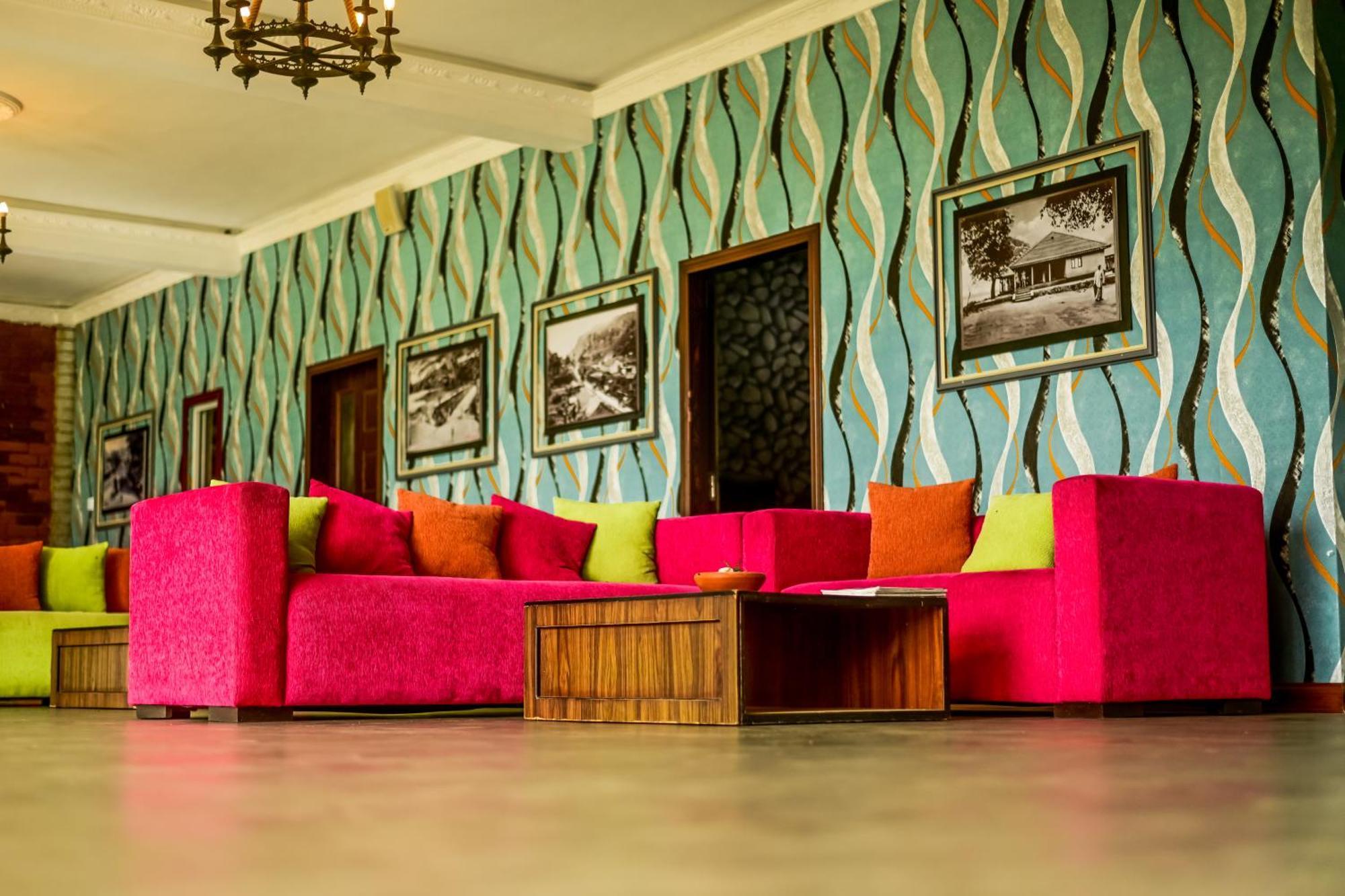 Agbo Hotel โปลอนนารูวา ภายนอก รูปภาพ