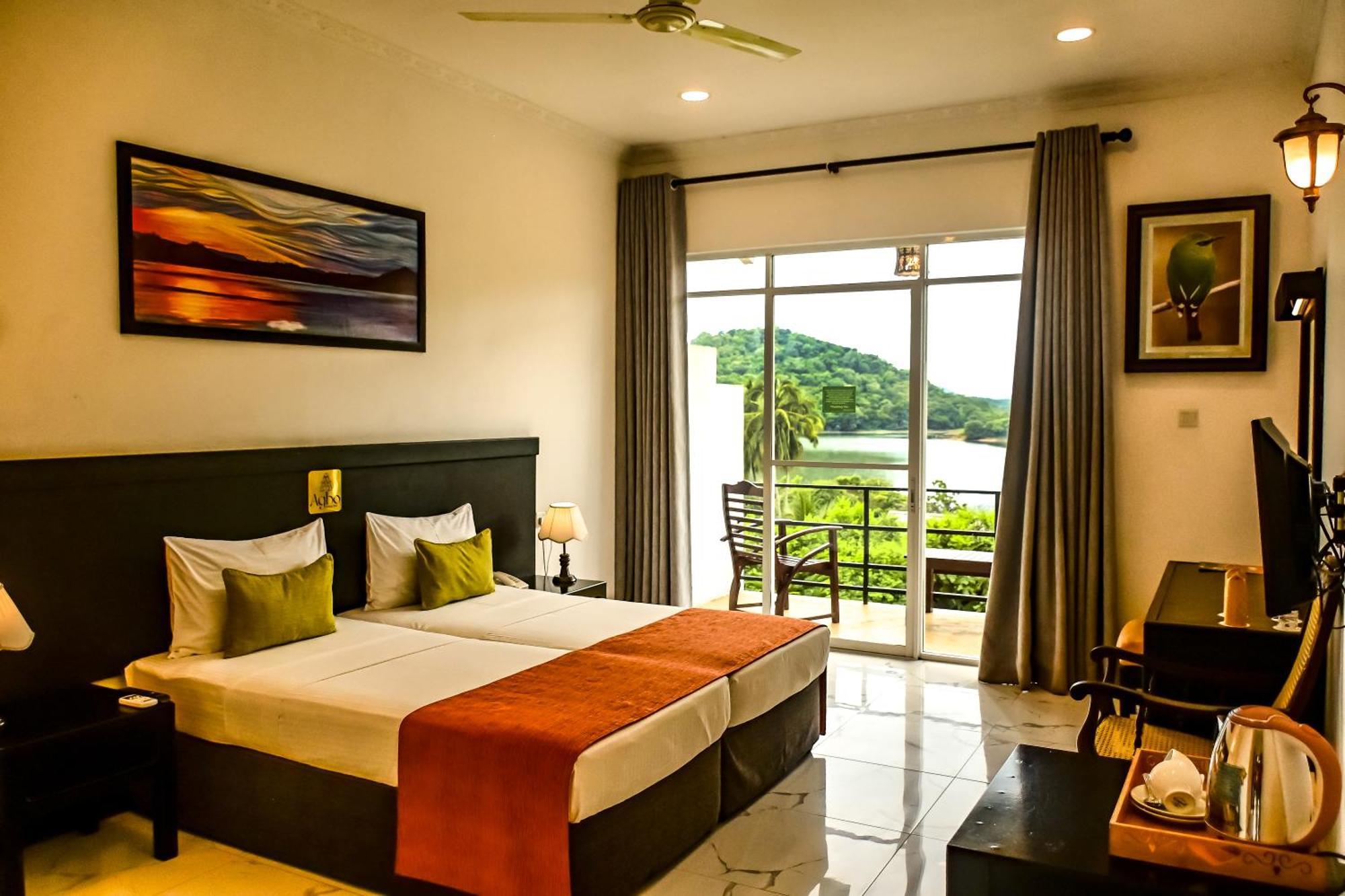 Agbo Hotel โปลอนนารูวา ภายนอก รูปภาพ