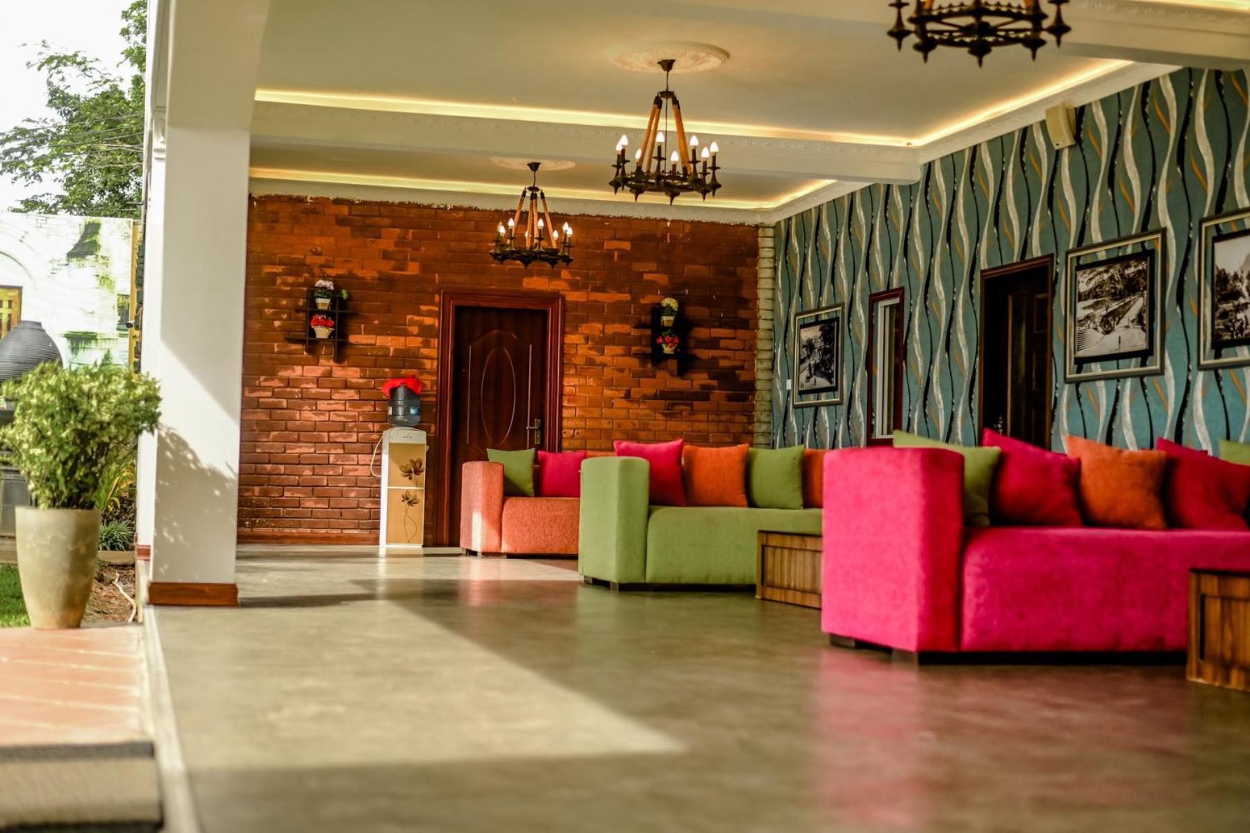 Agbo Hotel โปลอนนารูวา ภายนอก รูปภาพ